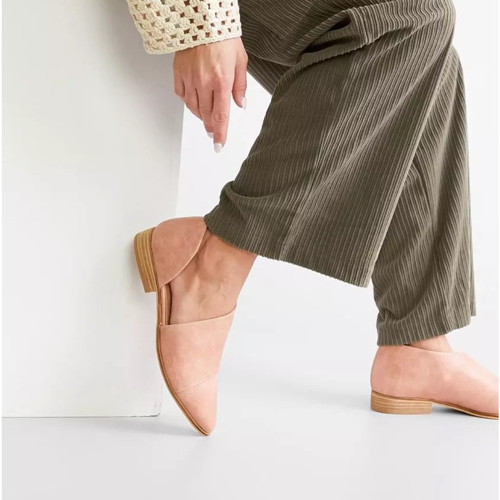 Beast Fashion Carter Shoe Elegant Pink Women's Flats size 5.5